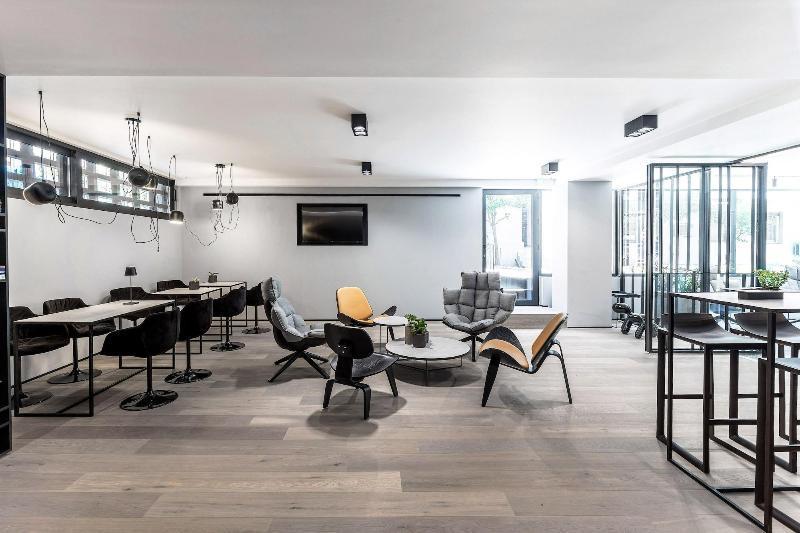 The Duke Boutique Suites Aten Exteriör bild