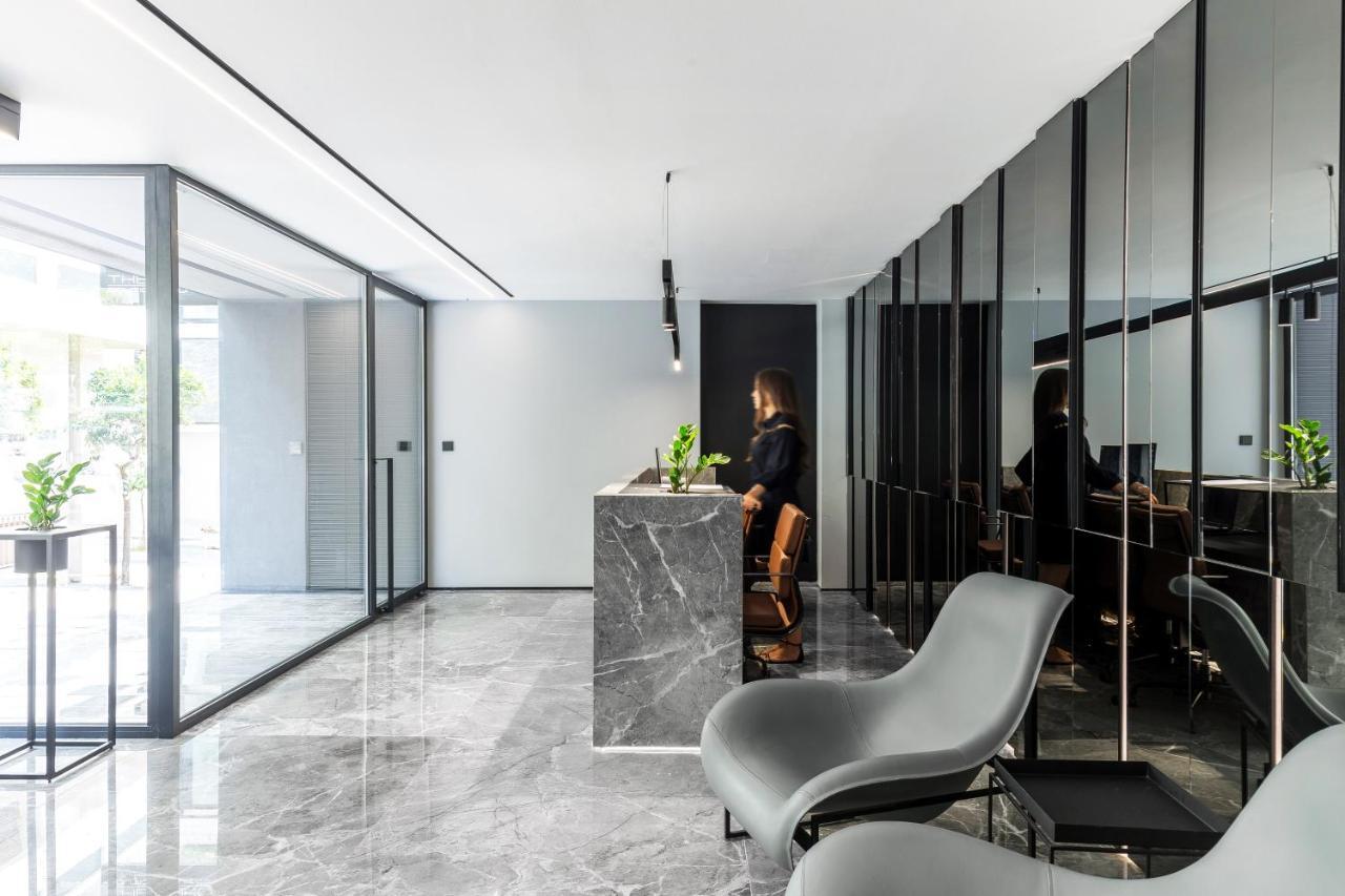 The Duke Boutique Suites Aten Exteriör bild